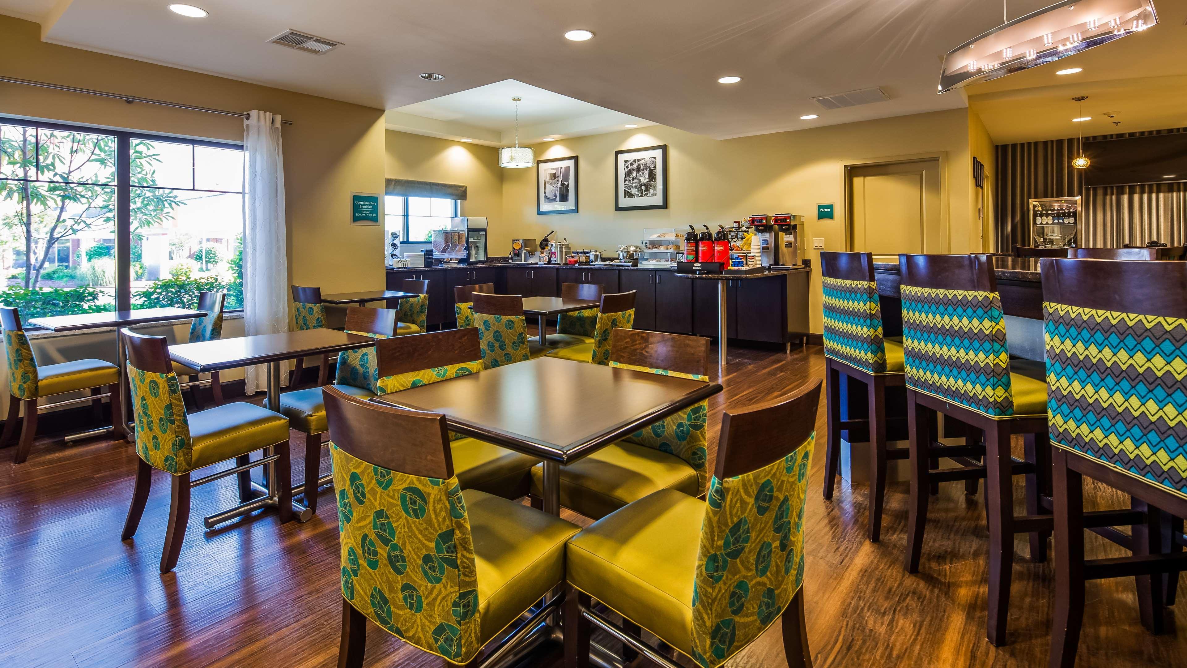 Best Western Plus University Inn Hattiesburg Zewnętrze zdjęcie